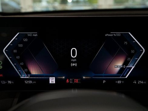 Used 2025 BMW iX xDrive50 w/ Premium Package image 31