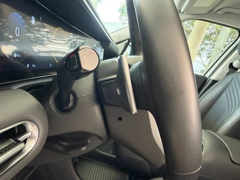 Used 2026 Hyundai Palisade SEL FWD image 40