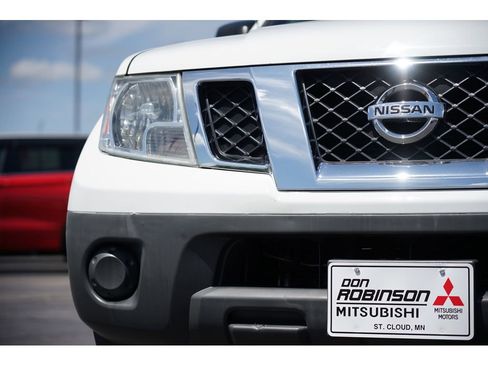 Used 2019 Nissan Frontier S image 9