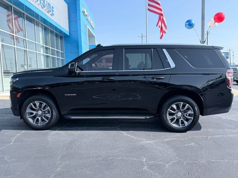 Used 2023 Chevrolet Tahoe LT w/ Luxury Package RWD image 4