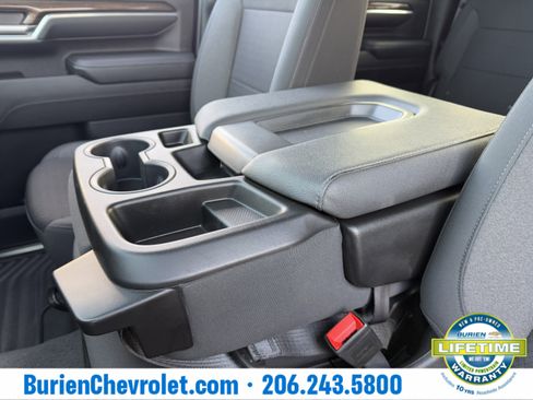 Used 2024 Chevrolet Silverado 2500 LT image 19
