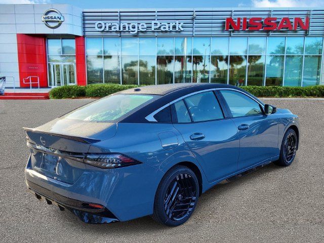 New 2027 Nissan Sentra SR w/ Floor Mat Package FWD image 2