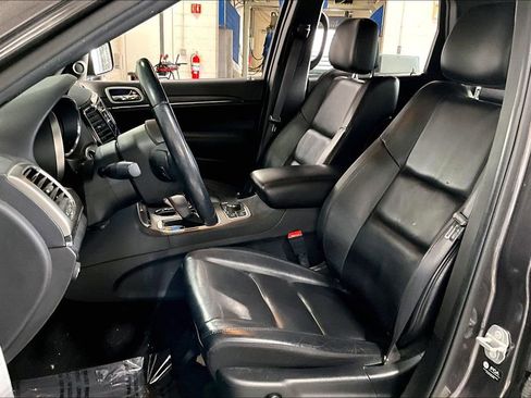 Used 2021 Jeep Grand Cherokee Limited image 15