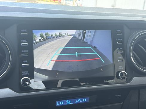 Used 2023 Toyota Tacoma TRD Off-Road w/ Technology Package image 14