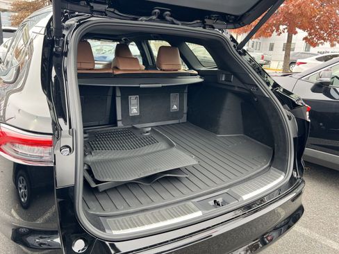 New 2025 Toyota Crown Signia image 20