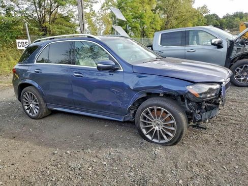 Used 2024 Mercedes-Benz GLE 450e 4MATIC image 1