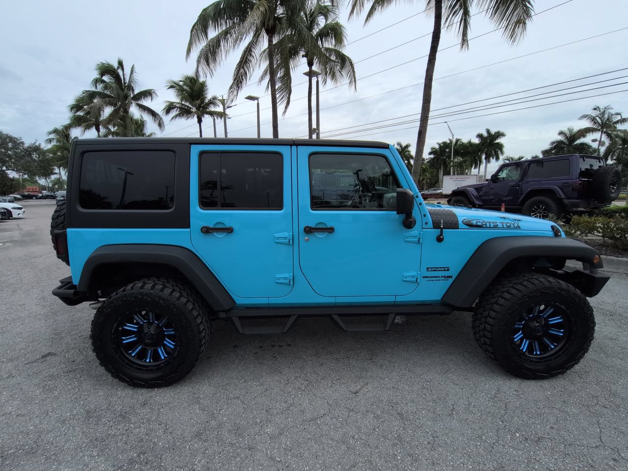 Used 2018 Jeep Wrangler Unlimited Sport S AWD/4WD image 4