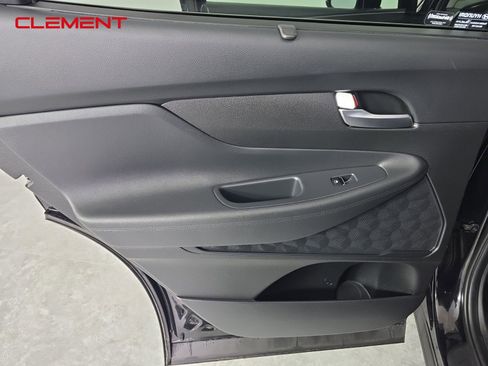 Used 2022 Hyundai Santa Fe SEL w/ Convenience Package image 24