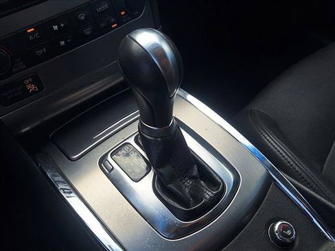Used 2015 INFINITI Q40 w/ Navigation Package RWD image 14