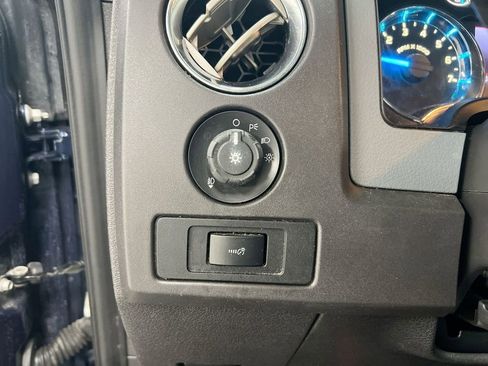 Used 2013 Ford F150 XLT w/ XLT Chrome Pkg image 18