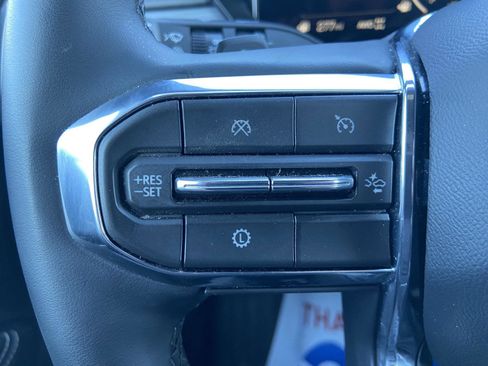 Used 2025 GMC Acadia Elevation image 42