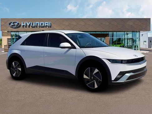 New 2026 Hyundai Ioniq 5 SE AWD/4WD image 10