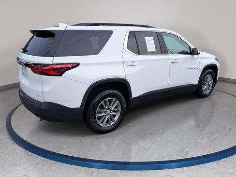Used 2022 Chevrolet Traverse LT FWD image 5