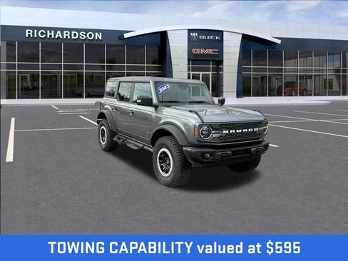 Used 2023 Ford Bronco Badlands w/ Sasquatch Package image 8