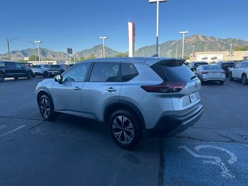 Used 2023 Nissan Rogue SV AWD/4WD image 8