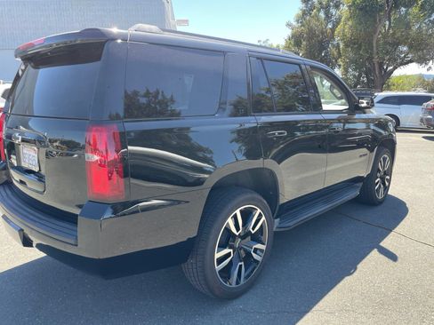 Used 2018 Chevrolet Tahoe LT w/ Luxury Package AWD/4WD image 6