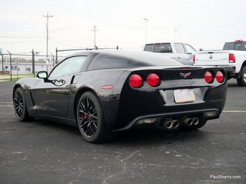 Used 2011 Chevrolet Corvette Coupe w/ 1LT image 7