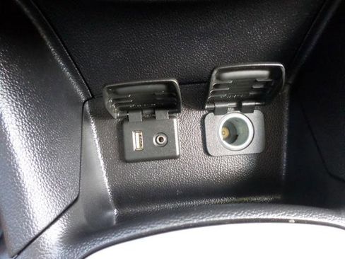 Used 2017 Chevrolet Cruze LT w/ Sun And Sound Package image 14