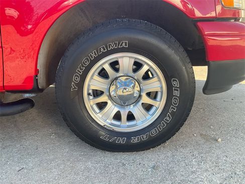 Used 2003 Ford F150 XLT image 10