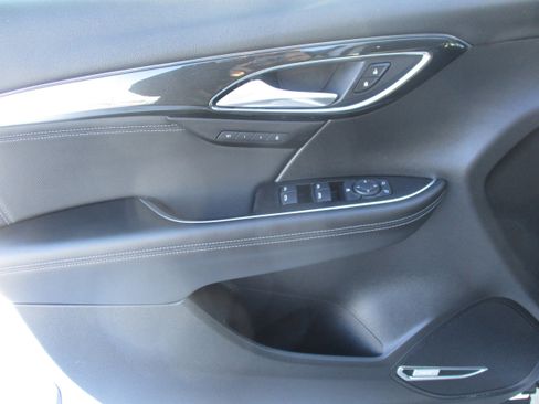 Used 2025 Buick Envision Preferred image 29