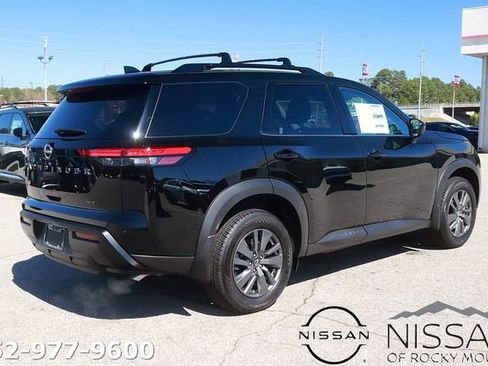 New 2026 Nissan Pathfinder SV AWD/4WD image 5
