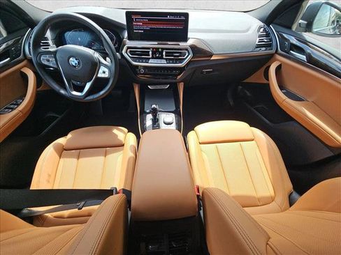 Used 2025 BMW X4 xDrive30i AWD/4WD image 17