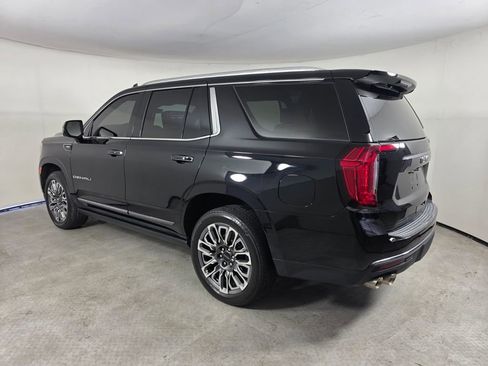 Used 2024 GMC Yukon Denali Ultimate AWD/4WD image 6