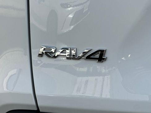 Certified 2025 Toyota RAV4 XLE AWD/4WD image 27
