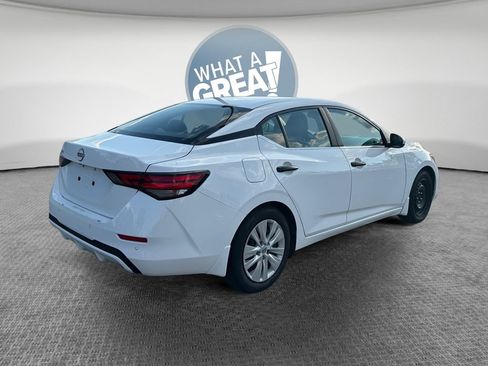 Used 2024 Nissan Sentra S FWD image 3