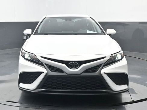 Used 2023 Toyota Camry SE image 21