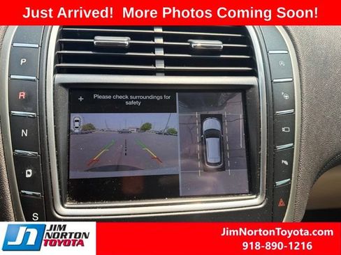Used 2019 Lincoln Nautilus Reserve FWD image 10