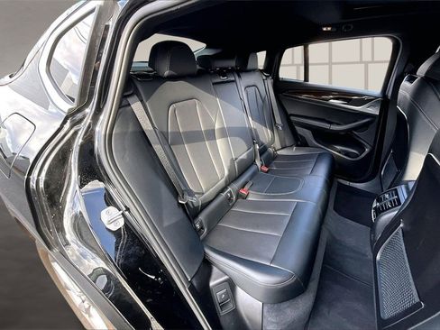 Used 2023 BMW X4 xDrive30i w/ Convenience Package image 27