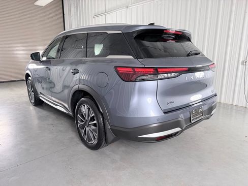 Certified 2026 INFINITI QX60 Luxe w/ Cargo Package FWD image 7