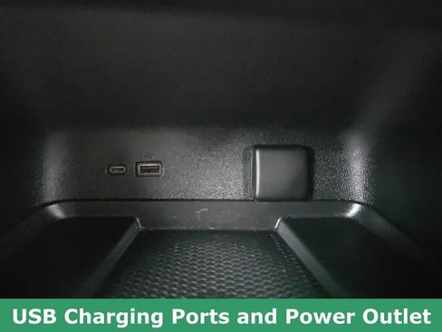 Used 2024 Chevrolet Traverse Z71 w/ Enhanced Driving Package image 45