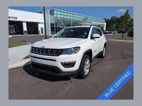 Used 2020 Jeep Compass Latitude w/ Cold Weather Group AWD/4WD image 1