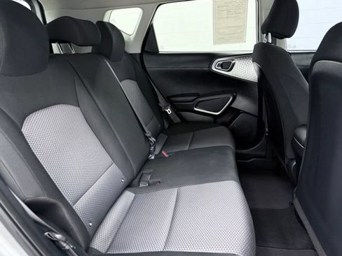 Used 2024 Kia Soul LX w/ Option Group 015 FWD image 20