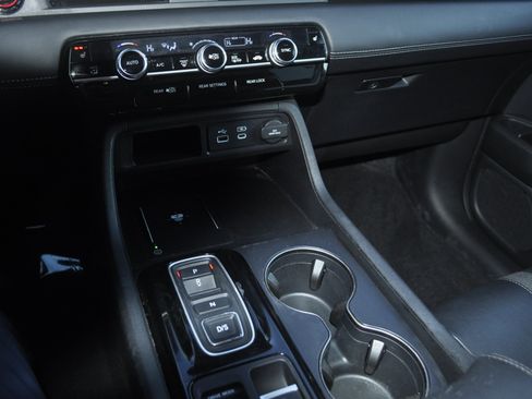 Used 2023 Honda Pilot EX-L image 25