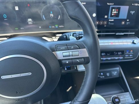 Used 2024 Hyundai Kona SEL FWD image 27