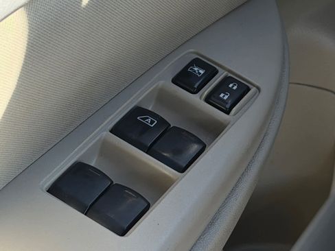 Used 2011 Subaru Outback 2.5i Premium w/ Popular Equipment Group 2A image 17