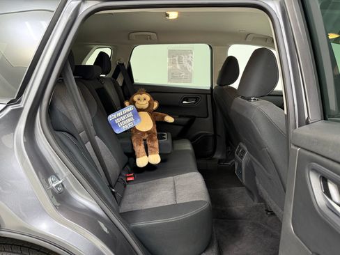 Used 2024 Nissan Rogue SV FWD image 22