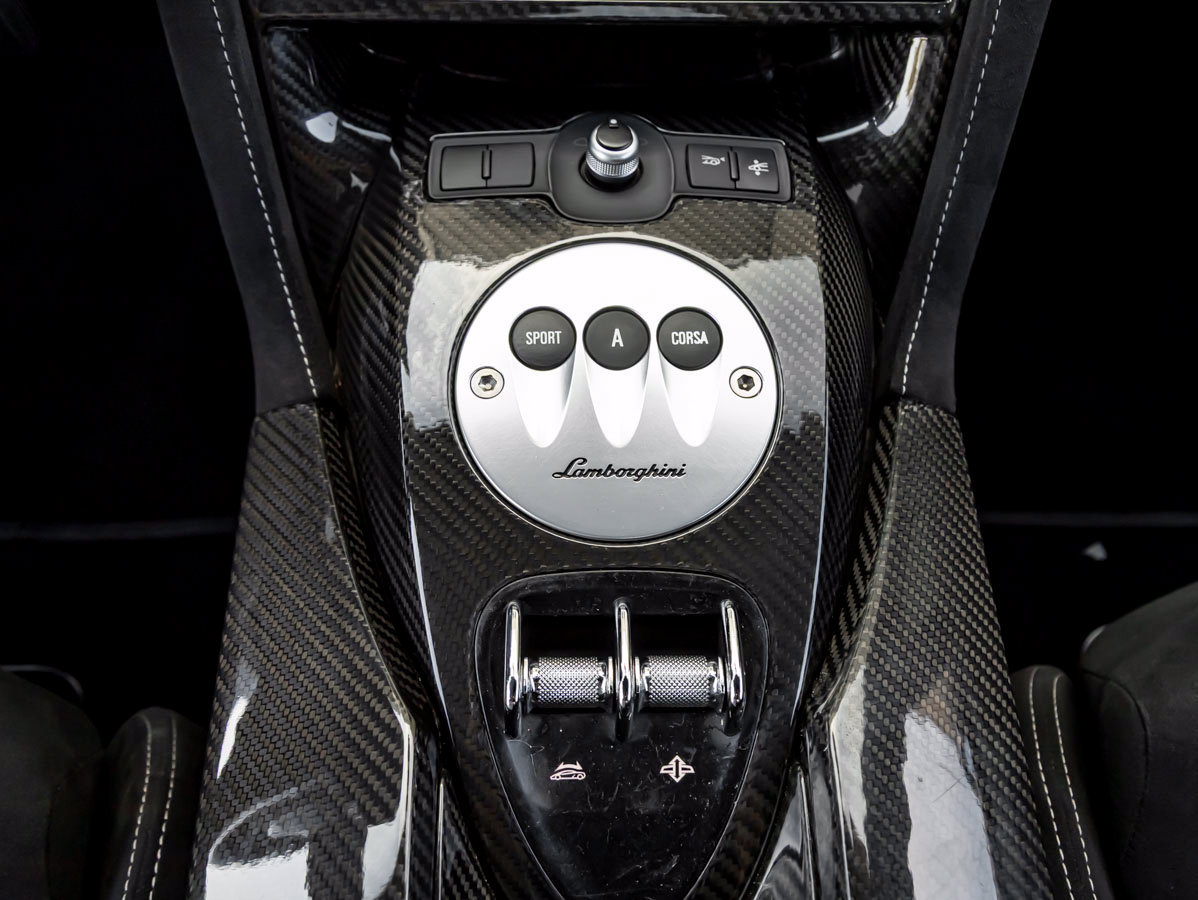Used 2012 Lamborghini Gallardo LP 570-4 Performante AWD/4WD image 27