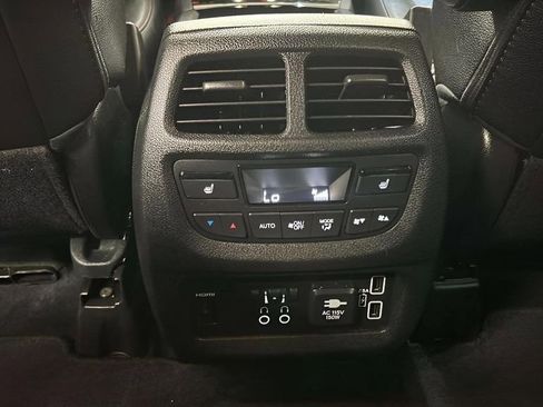 Used 2022 Honda Pilot Black Edition image 29