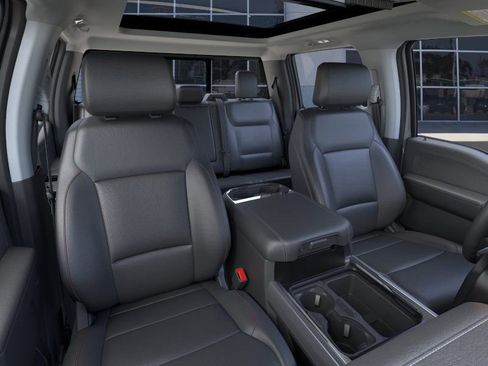 New 2026 Ford F250 Lariat w/ Black Appearance Package image 39