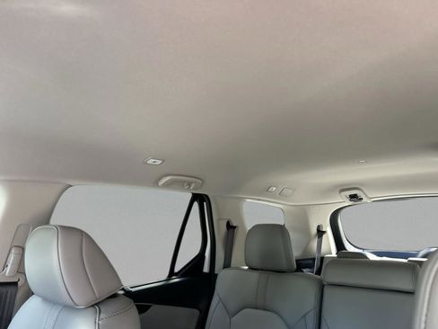 Used 2025 Honda Pilot EX-L image 29