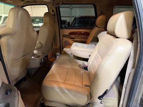 Used 2002 Ford Excursion Limited image 86