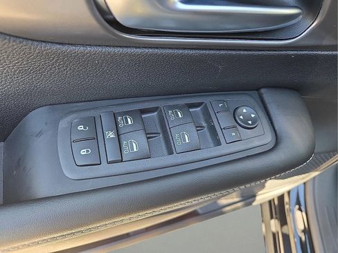 New 2026 Chrysler Pacifica Select w/ S Appearance Package image 16