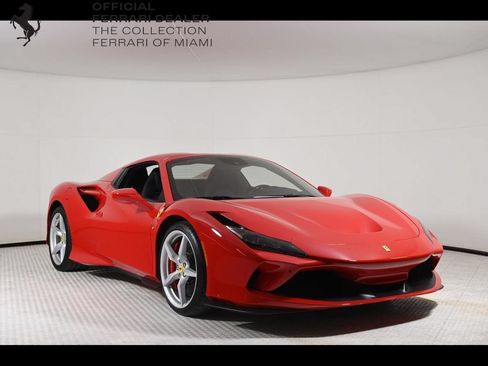 Certified 2022 Ferrari F8 Tributo RWD image 11