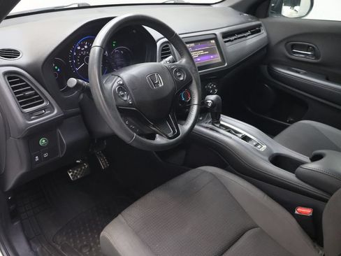 Used 2020 Honda HR-V Sport image 17