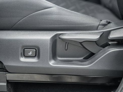 New 2026 Toyota Tacoma SR image 31