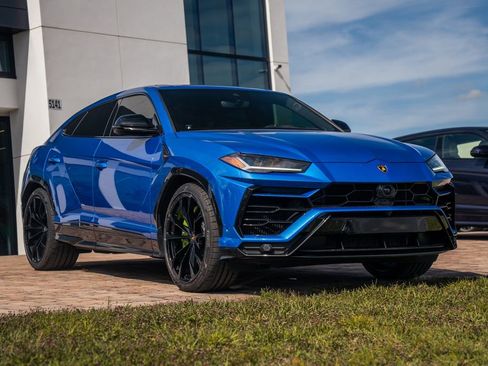 Used 2022 Lamborghini Urus image 7